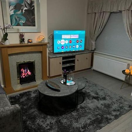 Gated Home Close To Birmingham City Centre Экстерьер фото