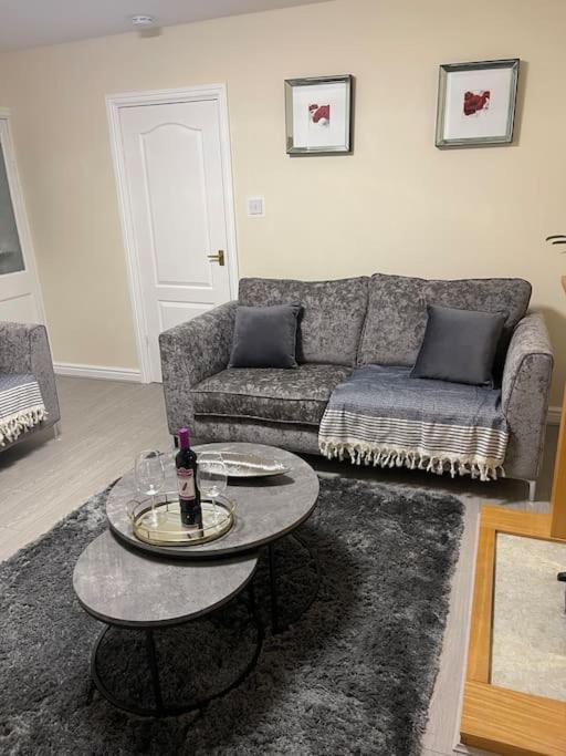 Gated Home Close To Birmingham City Centre Экстерьер фото
