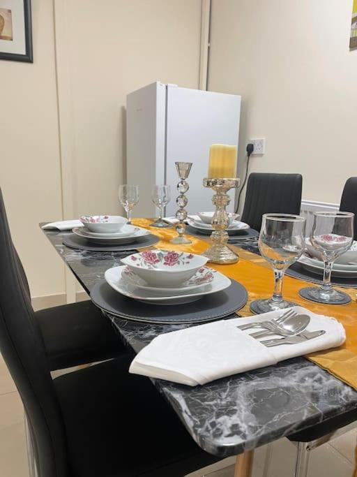 Gated Home Close To Birmingham City Centre Экстерьер фото